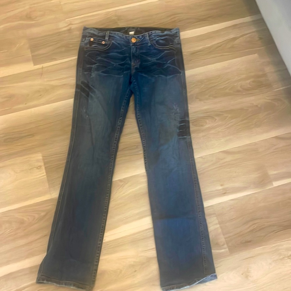 Armani exchange stretchy jeans size 8 in regular comfy fit.